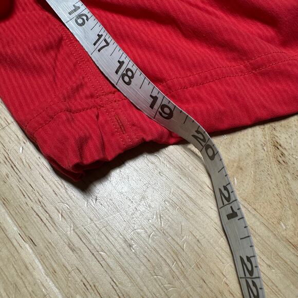 Lululemon Studio Crop Currant Red Women's Size 12 Excellent Used Condition - Picture 9 of 9